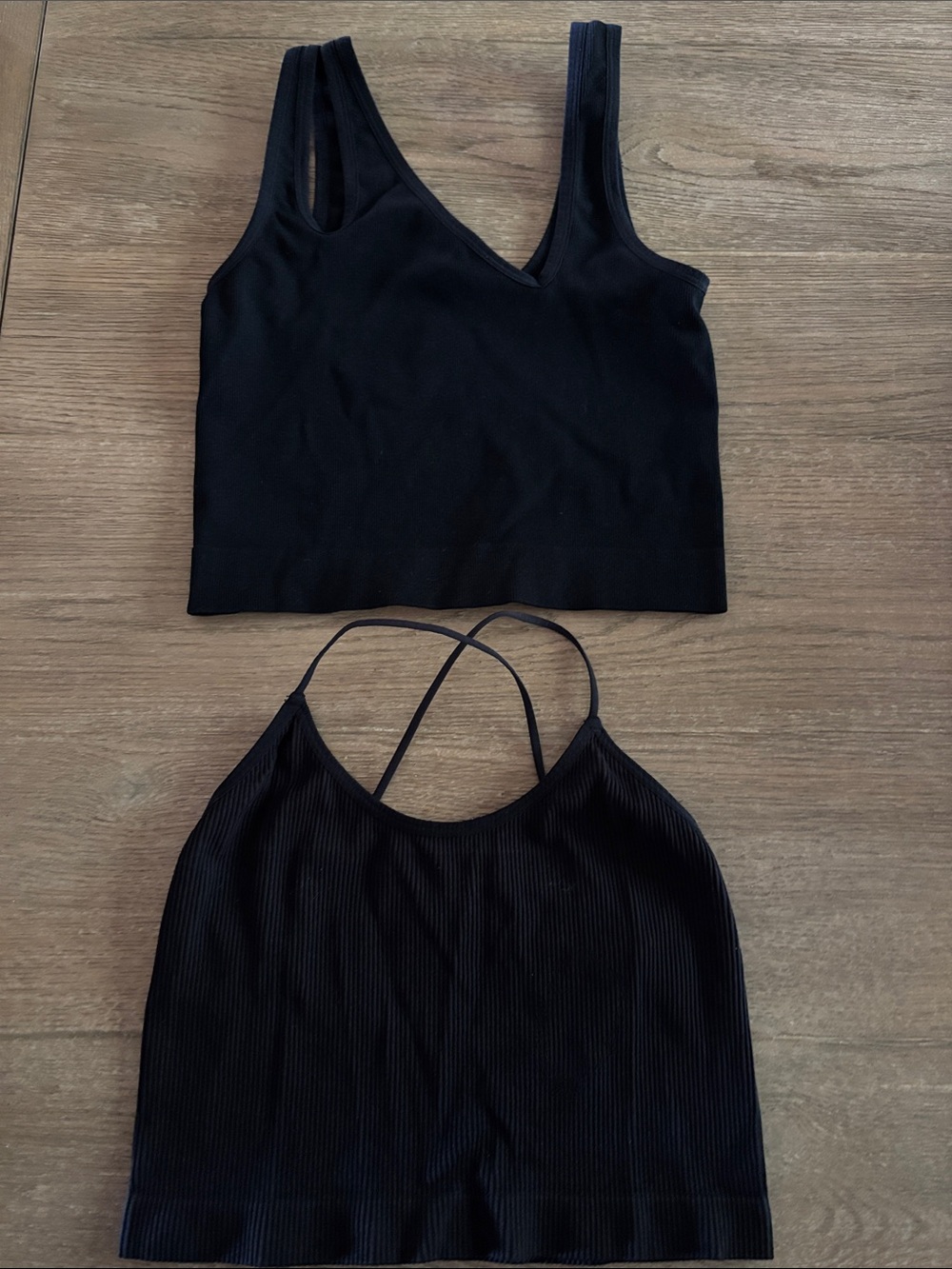 Colsie Black Ribbed Cropped Tank & Camisole Set